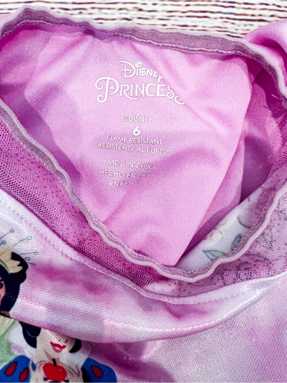 Disney Girls Bedtime Bundle - Picture 4 of 9
